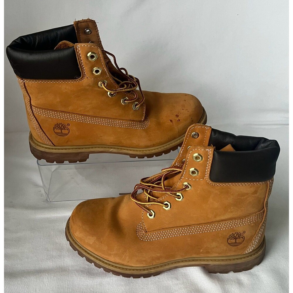 Timberland 6 Inch Premium Wheat Nubuck Leather Boots Women’s Size 9M
